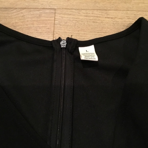 Women’s Black V Neck Sleeveless Bodycon Faux Wrap Ruched Cocktail Dress - Picture 6 of 7